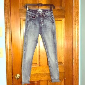 ⚡️FLASH SALE⚡️ High-Rise Jeggings